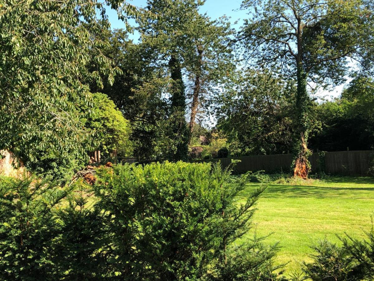 Bed & Breakfast Caynham Court *